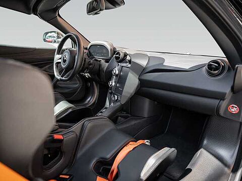 mclaren-vehicle-image