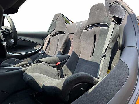 mclaren-vehicle-image