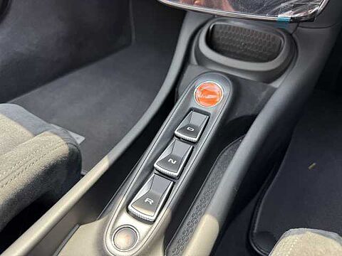 mclaren-vehicle-image