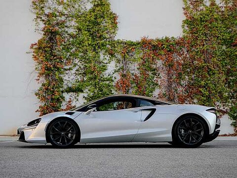 mclaren-vehicle-image