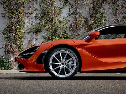 mclaren-vehicle-image