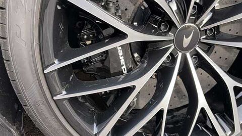 mclaren-vehicle-image