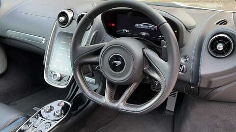 mclaren-vehicle-image