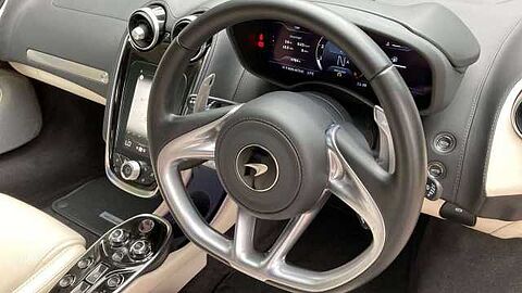 mclaren-vehicle-image