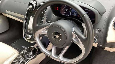 mclaren-vehicle-image