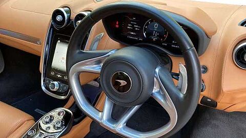 mclaren-vehicle-image