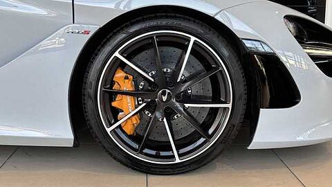 mclaren-vehicle-image