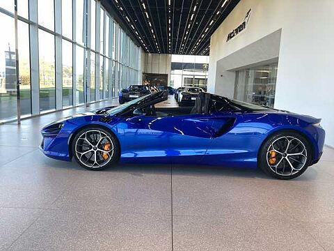 mclaren-vehicle-image